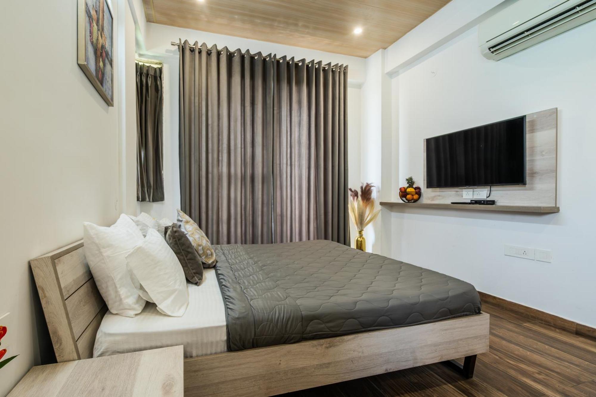 Stay Studio Hotel & Residences Γκουργκάον Εξωτερικό φωτογραφία
